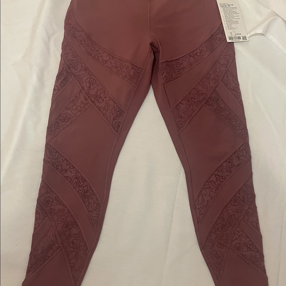 Lululemon Wunder Under HR Tight 28” Flk, Womens 12 - Picture 8 of 8